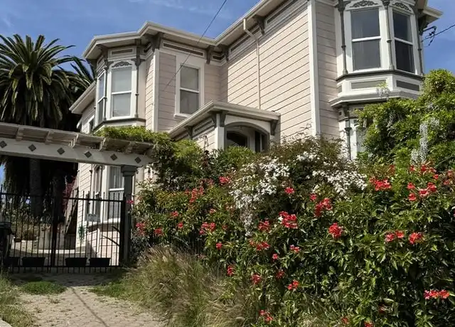 Property at 2225 13th Ave, Oakland, CA, 94606, 3 beds, 1 bath, [object Object]