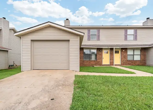 Property at 3424 Harvard St Unit 1, Fayetteville, AR, 72704, 3 beds, 2.5 baths, [object Object]