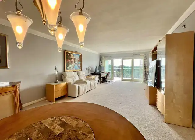 Property at 3150 N Palm Aire Dr #709, Pompano Beach, FL, 33069, 2 beds, 2 baths, [object Object]