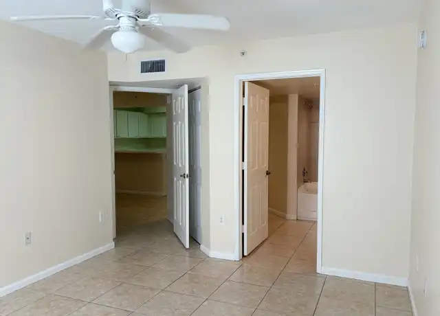 Property at 4121 Residence Dr #305, Fort Myers, FL, 33901, 1 bed, 1 bath, [object Object]