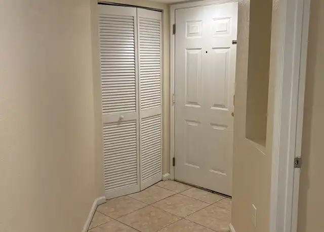 Property at 4121 Residence Dr #305, Fort Myers, FL, 33901, 1 bed, 1 bath, [object Object]