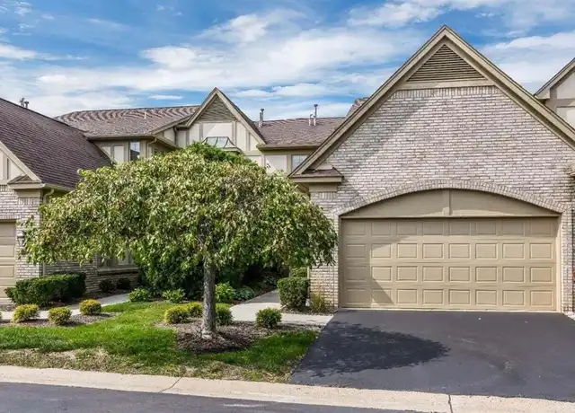 Property at 2702 Maitland Dr, Ann Arbor, MI, 48105, 3 beds, 2.5 baths, [object Object]