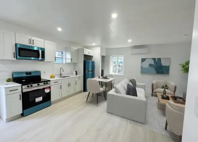 Property at 1800 NE 154th St, North Miami Beach, FL, 33162, 2 beds, 1 bath, [object Object]