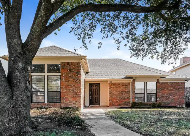 Property at 1408 Chapman Dr, Lancaster, TX, 75134, 3 beds, 2 baths, [object Object]
