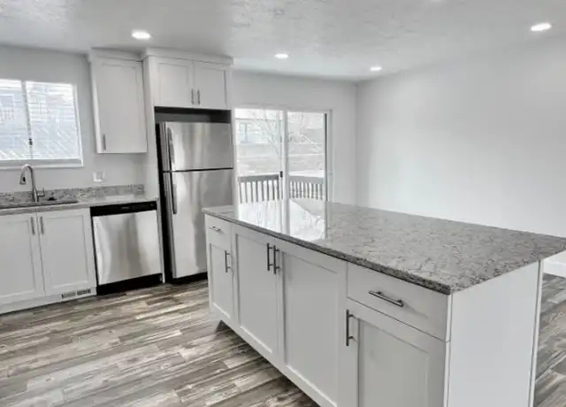 Property at 3535 W 5585 S, Taylorsville, UT, 84129, 5 beds, 2 baths, [object Object]