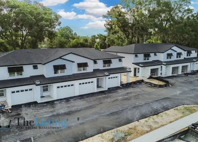Property at 1545 E Fort King St, Ocala, FL, 34471, 3 beds, 2 baths, [object Object]