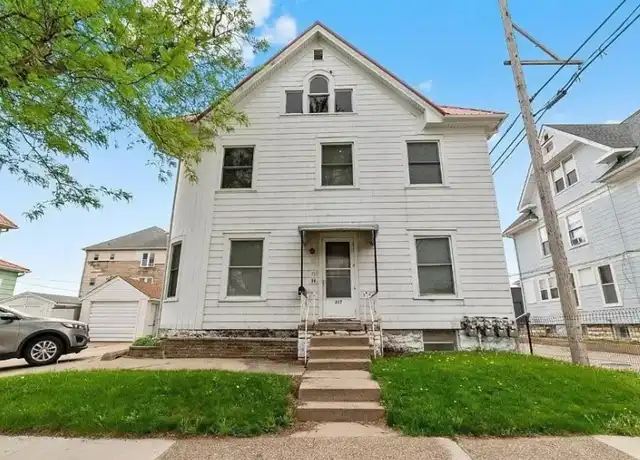 Property at 317 8th St SE Unit 1, Cedar Rapids, IA, 52401, 1 bed, 1 bath, [object Object]