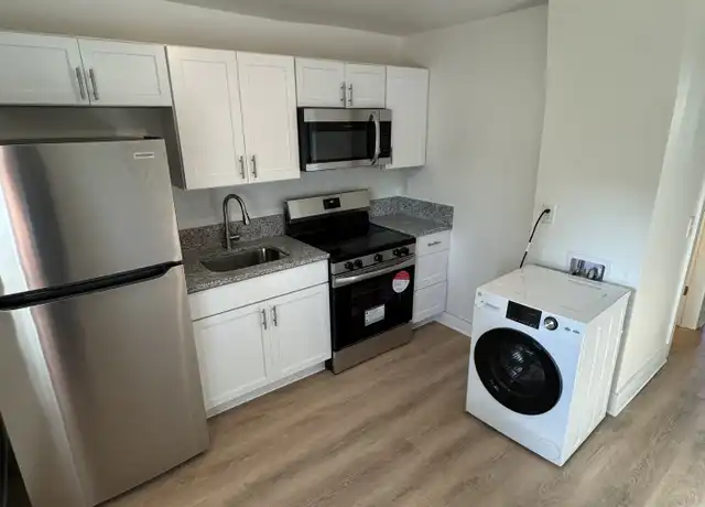 Property at 3320 Charlotte Ave Unit 11, Nashville, TN, 37209, 1 bed, 1 bath, [object Object]