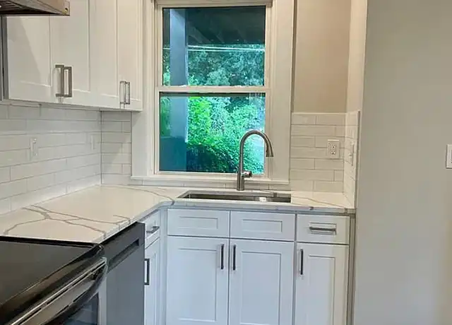 Property at 100A Fellsway E, Malden, MA, 02148, 1 bed, 1 bath, [object Object]