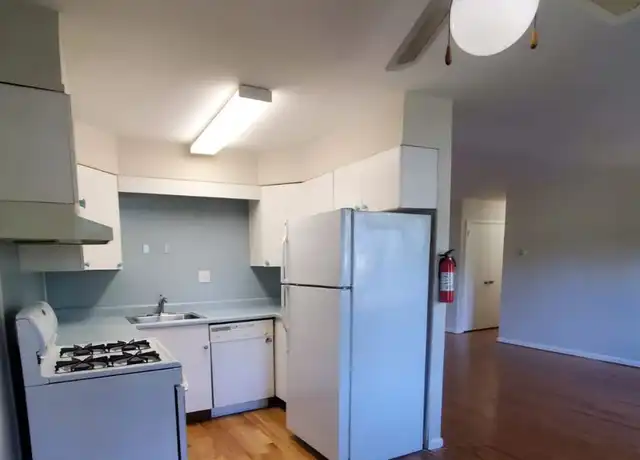 Property at 534 Church Rd Apt 202, Elkins Park, PA, 19027, 2 beds, 1 bath, [object Object]