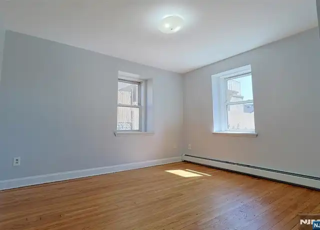 Property at 1014 Ponsi St Unit B, Fort Lee, NJ, 07024, 3 beds, 1 bath, [object Object]