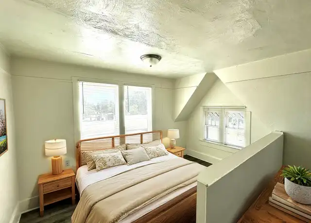 Property at 715 N Nevada Ave Unit 15, Colorado Springs, CO, 80903, 1 bed, 1 bath, [object Object]