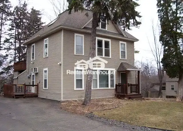 Property at 2405 1st Ave E Apt 2, North St Paul, MN, 55109, 2 beds, 1 bath, [object Object]