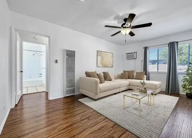 Property at 2455 Montrose Ave Unit 1/2, Montrose, CA, 91020, 1 bed, 1 bath, [object Object]