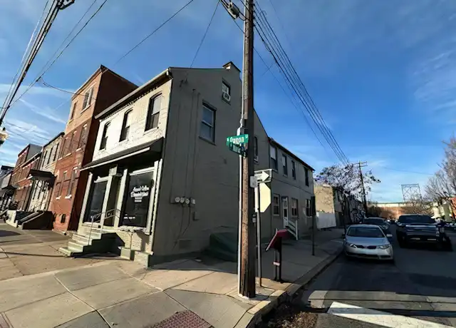 Property at 4 W New St, Lancaster, PA, 17603, 1 bed, 1 bath, [object Object]