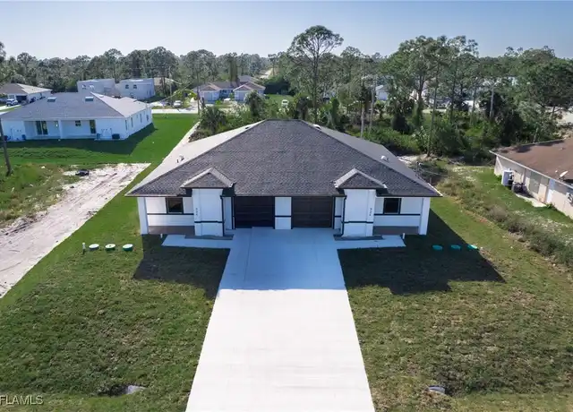 Property at 924 Countess Ave #924, Lehigh Acres, FL, 33974, 3 beds, 2 baths, [object Object]