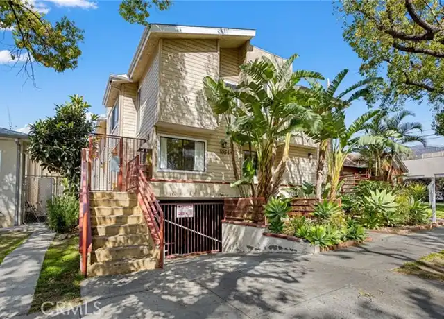 Property at 1055 Ruberta Ave Unit 8, Glendale, CA, 91201, 2 beds, 2.5 baths, [object Object]