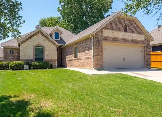 Property at 5130 Southpoint Dr, Arlington, TX, 76017, 3 beds, 2 baths, [object Object]