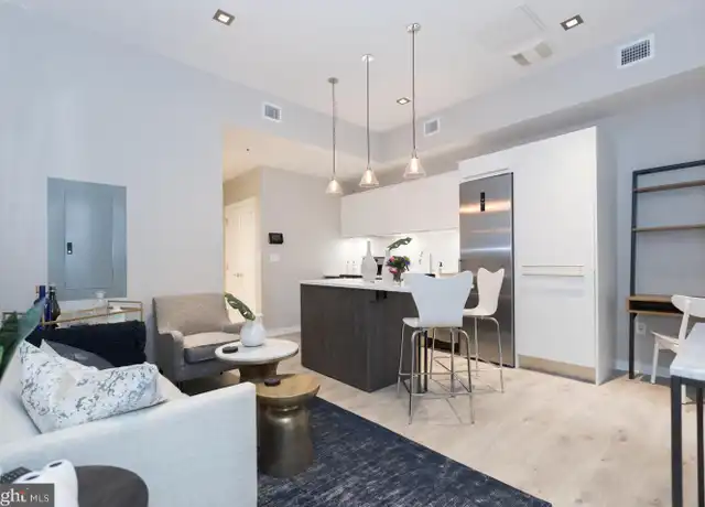 Property at 1602 Sansom St Unit 5, Philadelphia, PA, 19103, 1 bed, 1 bath, [object Object]