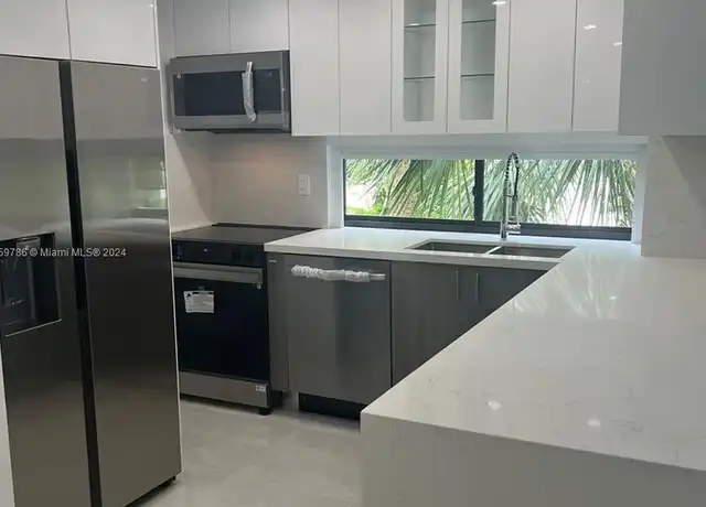 Property at 16919 N Bay Rd #301, Sunny Isles Beach, FL, 33160, 2 beds, 2 baths, [object Object]