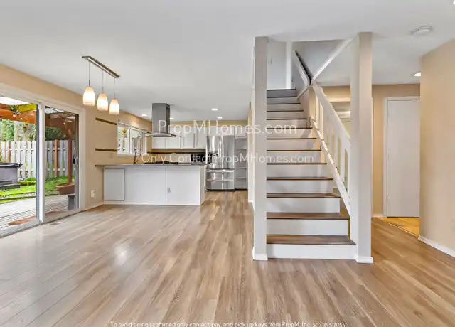 Property at 2786 Robinwood Way, West Linn, OR, 97068, 3 beds, 2 baths, [object Object]