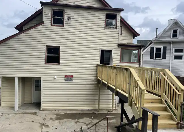 Property at 4 Division St Unit 5, Danbury, CT, 06810, 1 bed, 1 bath, [object Object]
