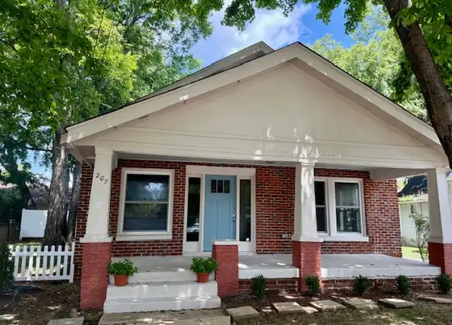 Property at 207 E Burton St, Murfreesboro, TN, 37130, 2 beds, 1 bath, [object Object]