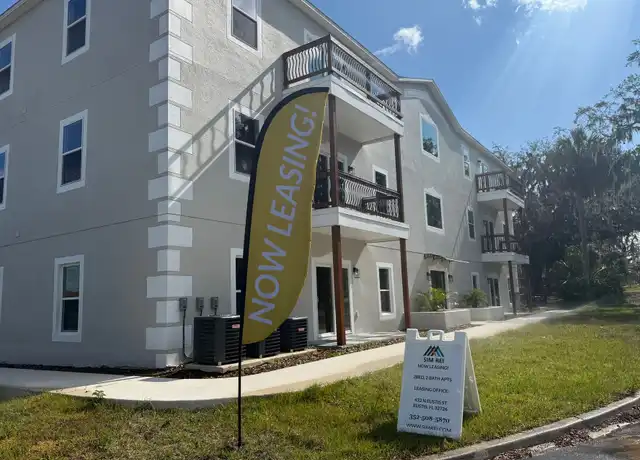 Property at 201 N Dewey St Unit 303, Eustis, FL, 32726, 2 beds, 2 baths, [object Object]