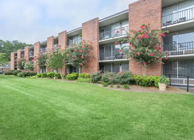 Property at Winthrop Apartments - 10 U.S. 411, Rome, GA, 30161, 2 beds, 2 baths, [object Object]