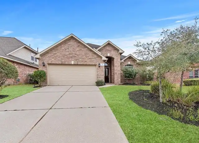 Property at 35 Quillwood Pl, Magnolia, TX, 77354, 4 beds, 2 baths, [object Object]