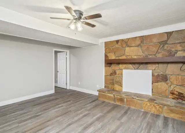 Property at 2823 Colt Dr NE Unit 4, Knoxville, TN, 37918, 2 beds, 1 bath, [object Object]
