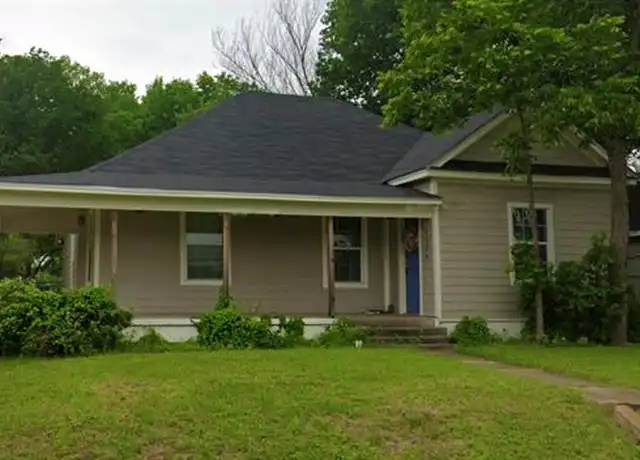 Property at 1200 N 4th St, Waco, TX, 76707, 3 beds, 2 baths, [object Object]