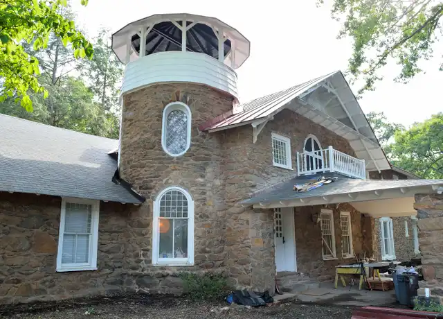 Property at 214 Stribling Ave Unit 2, Charlottesville, VA, 22903, 2 beds, 1 bath, [object Object]