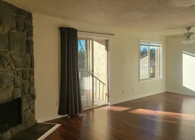 Property at 12525 NE 145th Pl Unit F-99, Kirkland, WA, 98034, 2 beds, 1 bath, [object Object]