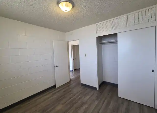 Property at 2568 Date St Unit 304, Honolulu, HI, 96826, 2 beds, 1 bath, [object Object]