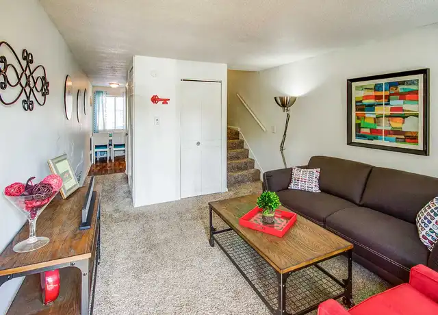 Property at Horizons Apartments - 4955 Red Horizon Blvd, Indianapolis, IN, 46221, 1-4 bed, 1-1.5 bath, [object Object]
