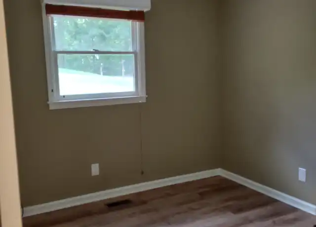 Property at 20 Mountain Dr, Candler, NC, 28715, 3 beds, 3 baths, [object Object]