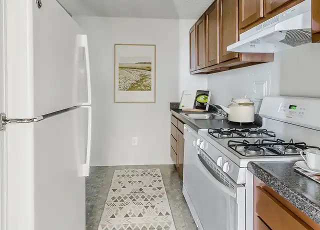 Property at Landmark Ridge - 6161 Edsall Rd, Alexandria, VA, 22304, 2 beds, 2 baths, [object Object]