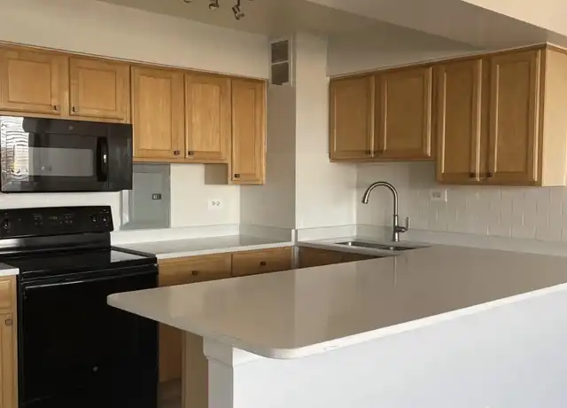 Property at 6030 N Sheridan Rd #1003, Chicago, IL, 60660, 1 bed, 1 bath, [object Object]