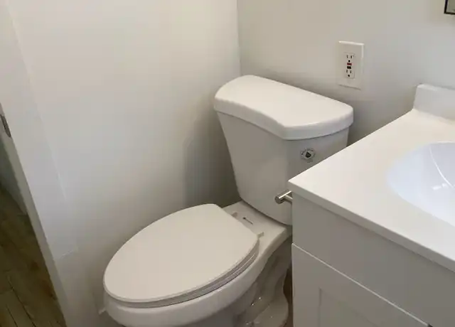 Property at 3735 Inglewood Blvd Unit 2, Los Angeles, CA, 90066, 2 beds, 1 bath, [object Object]