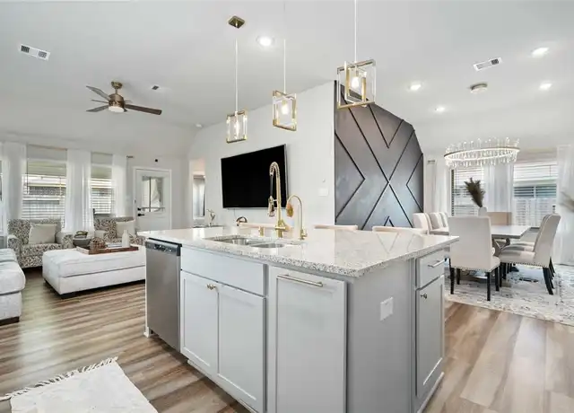 Property at 5042 Chestnut Orchard Dr, Houston, TX, 77066, 3 beds, 2 baths, [object Object]