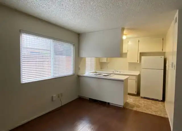 Property at 1715 T St Unit 2, Sacramento, CA, 95811, 1 bed, 1 bath, [object Object]
