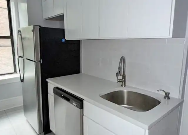 Property at 114 Glenwood Ave Unit 103, Jersey City, NJ, 07306, 2 beds, 1 bath, [object Object]