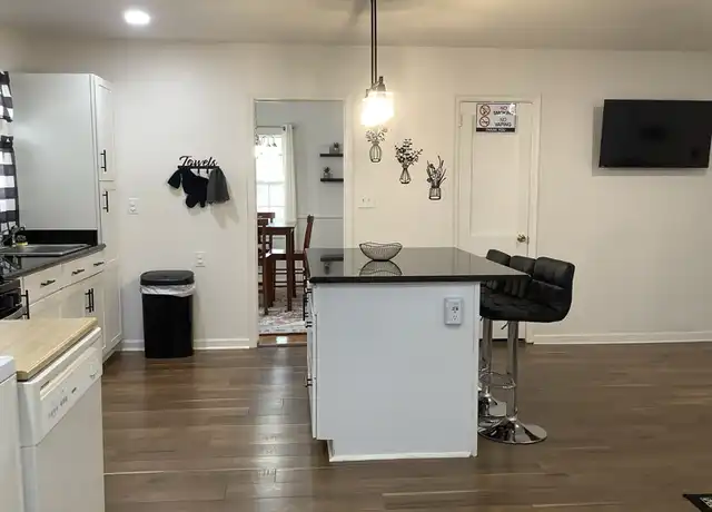 Property at 1901 S Gordon St SW, Atlanta, GA, 30310, 4 beds, 2 baths, [object Object]