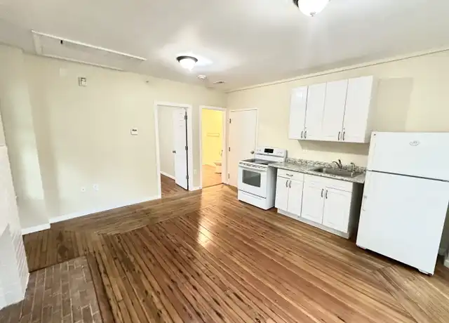 Property at 135 W Main St Unit 4B, Waterbury, CT, 06702, 1 bed, 1 bath, [object Object]