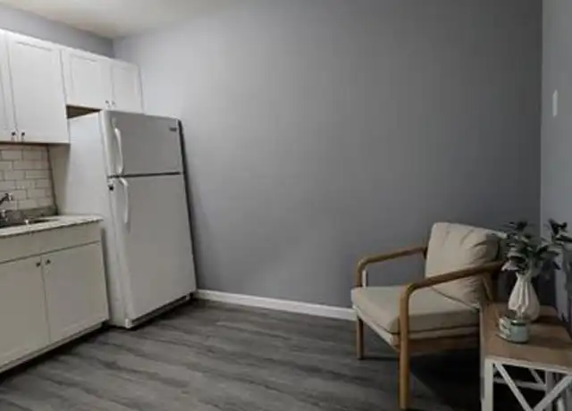 Property at 520 S Nichols Ave Unit P, Muncie, IN, 47303, 1 bed, 1 bath, [object Object]