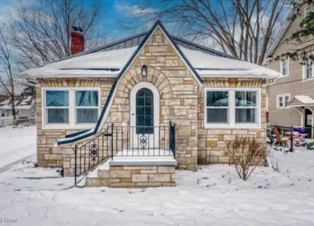 Property at 2020 13th St SW, Akron, OH, 44314, 1 bed, 1 bath, [object Object]
