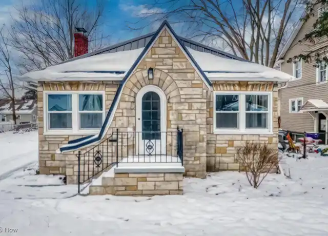 Property at 2020 13th St SW, Akron, OH, 44314, 1 bed, 1 bath, [object Object]