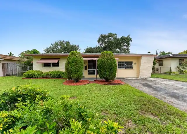 Property at 2140 N 57th Ave, Hollywood, FL, 33021, 2 beds, 1 bath, [object Object]