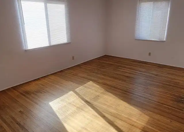 Property at 1119 Coal Ave SW Unit 6, Albuquerque, NM, 87102, 2 beds, 1 bath, [object Object]